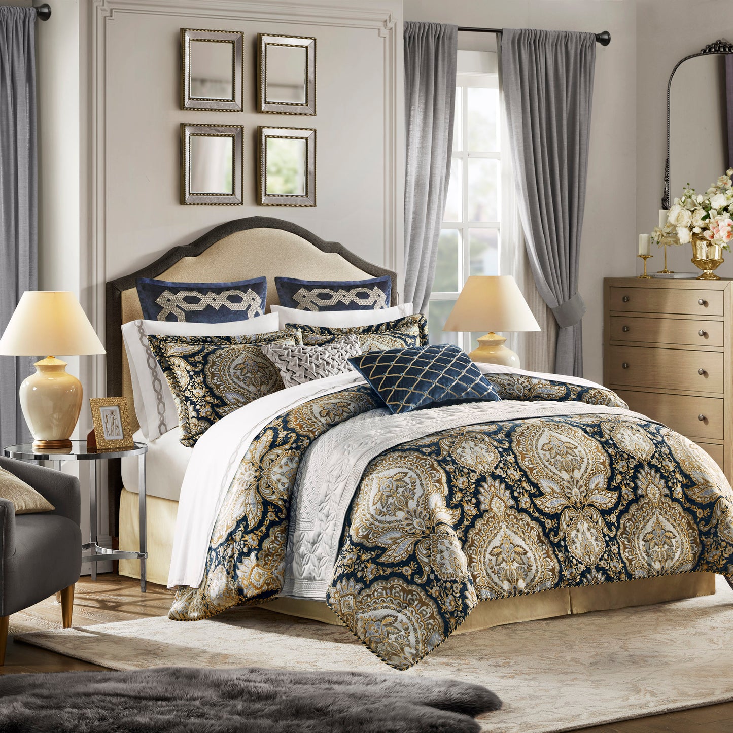 Croscill Classics Grey 3pc Quilt Set